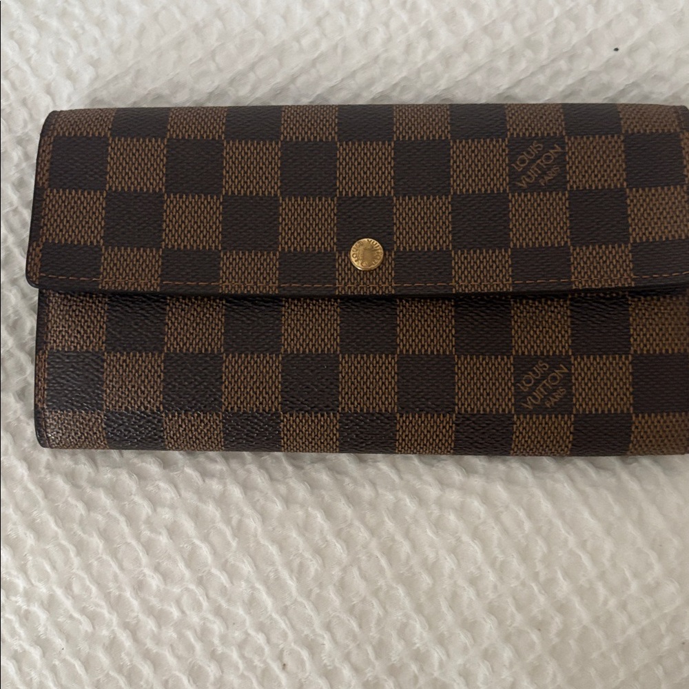 Louis Vuitton Brown Checkered Wallet - Picture 5 of 5